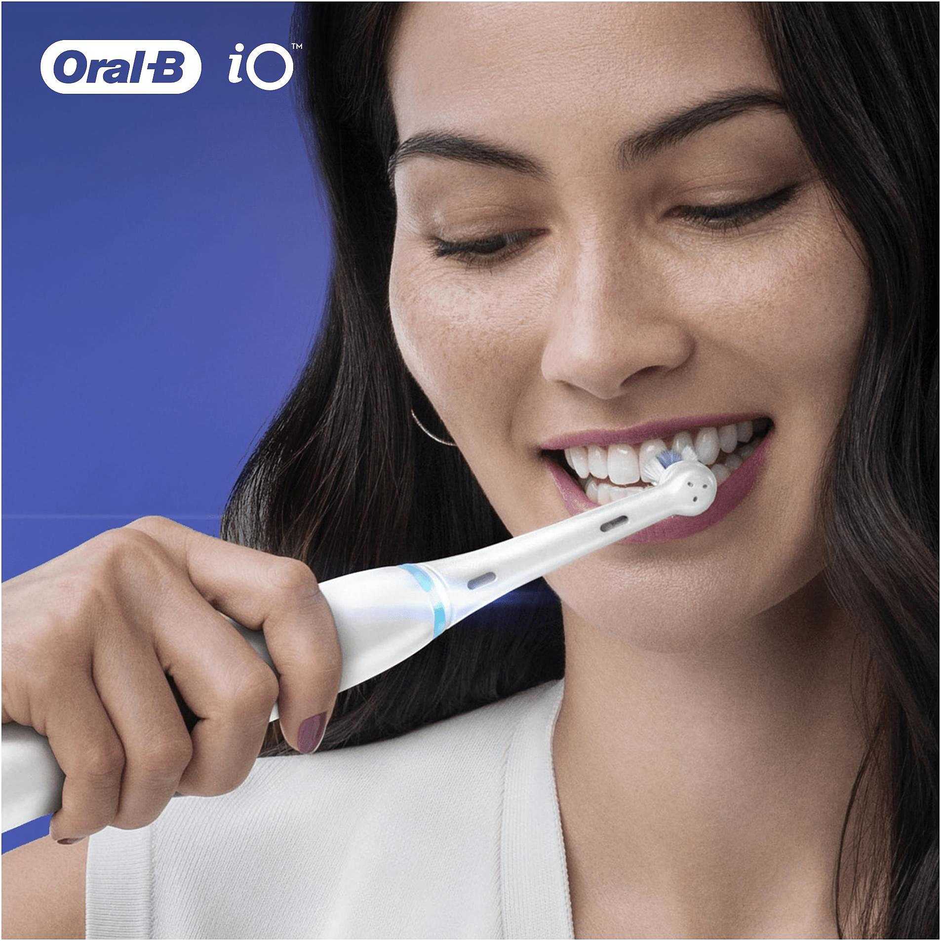 Braun Oral-B Clean White Testine di ricambio per spazzolino elettrico 2 pz colore  bianco - Cura Corpo igiene orale - ClickForShop