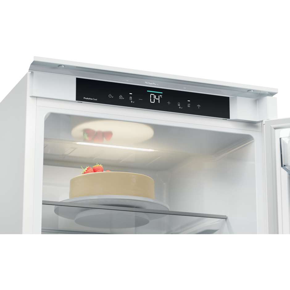 Candy Fresco CNBQT3518E Frigorifero Combinato da Incasso Total No Frost Circle Fresh 250 Litri Classe E Bianco