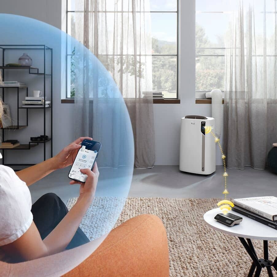 De Longhi PACEL 112CST Condizionatore portatile 63 dB Wi-Fi Potenza 950 W Classe A+ Colore Bianco