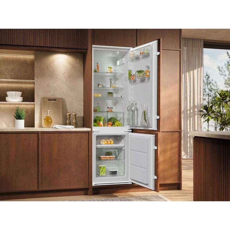 Electrolux LNA6LE18S Frigorifero Combinato Incasso 271 L Classe E Bianco