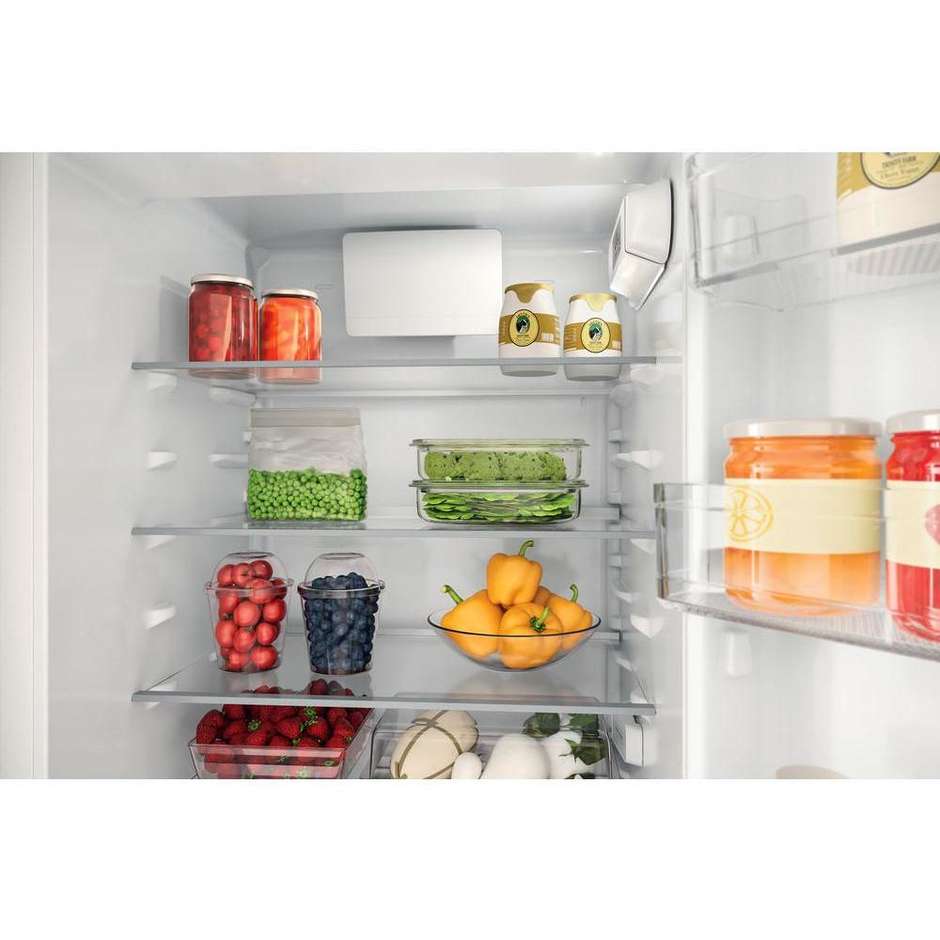 Hotpoint Ariston HAC18D011A1 Frigorifero combinato ad incasso Capacita 268 Lt Classe E Colore Bianco