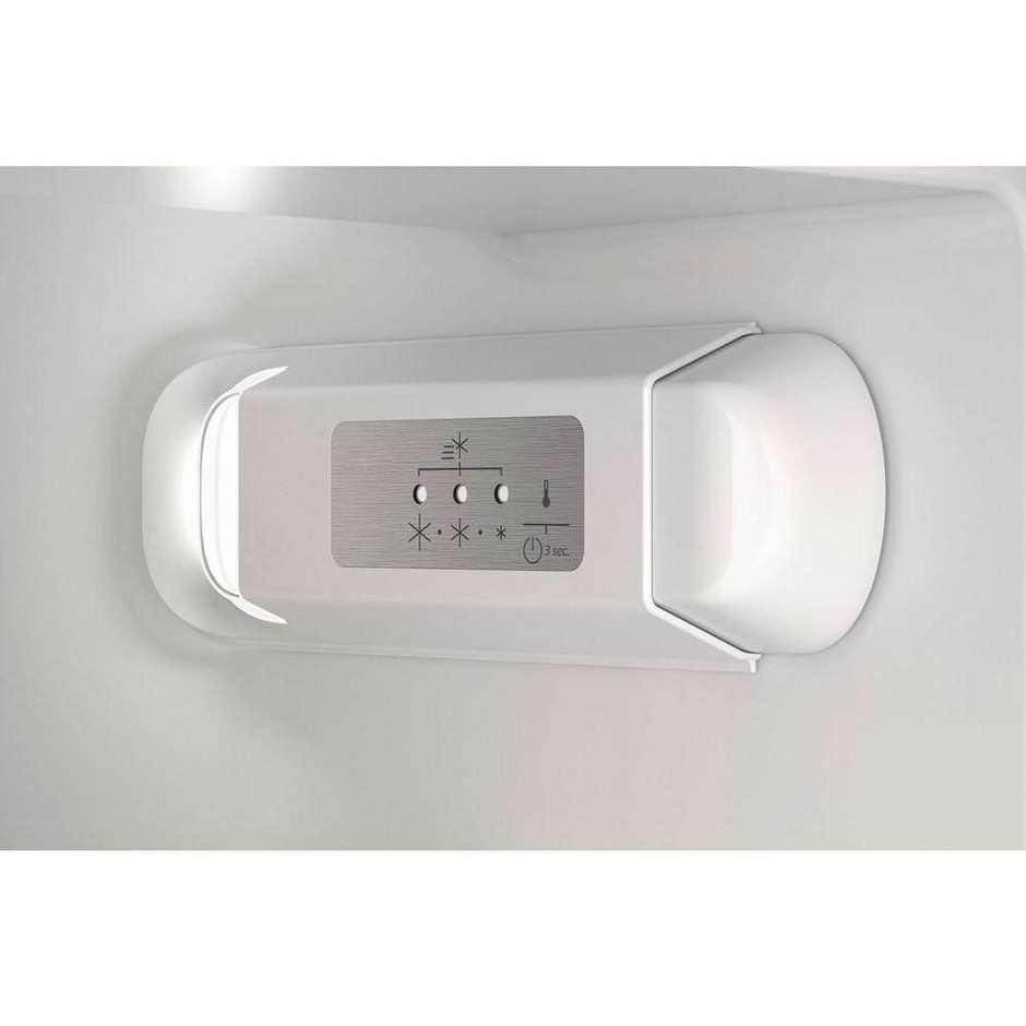 Hotpoint Ariston HAC18D011A1 Frigorifero combinato ad incasso Capacita 268 Lt Classe E Colore Bianco