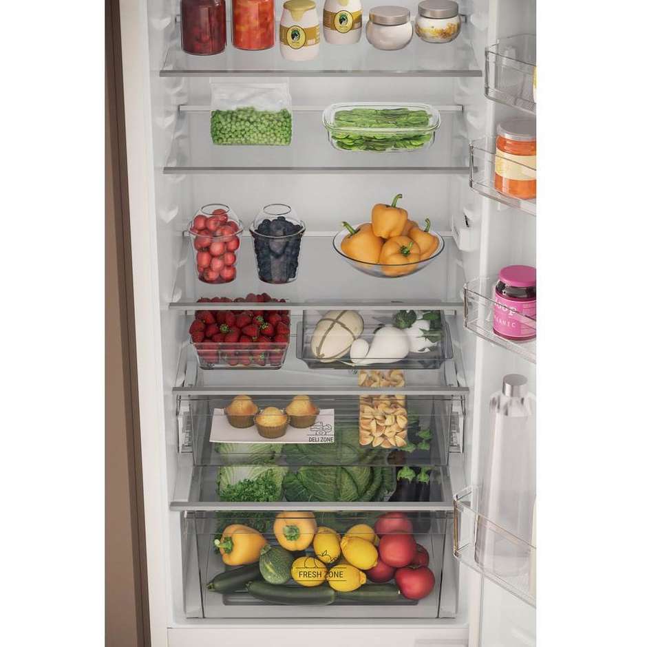 Hotpoint Ariston HAC20D011A1 Frigorifero combinato ad incasso Capacita 300 Lt Classe E Colore Bianco