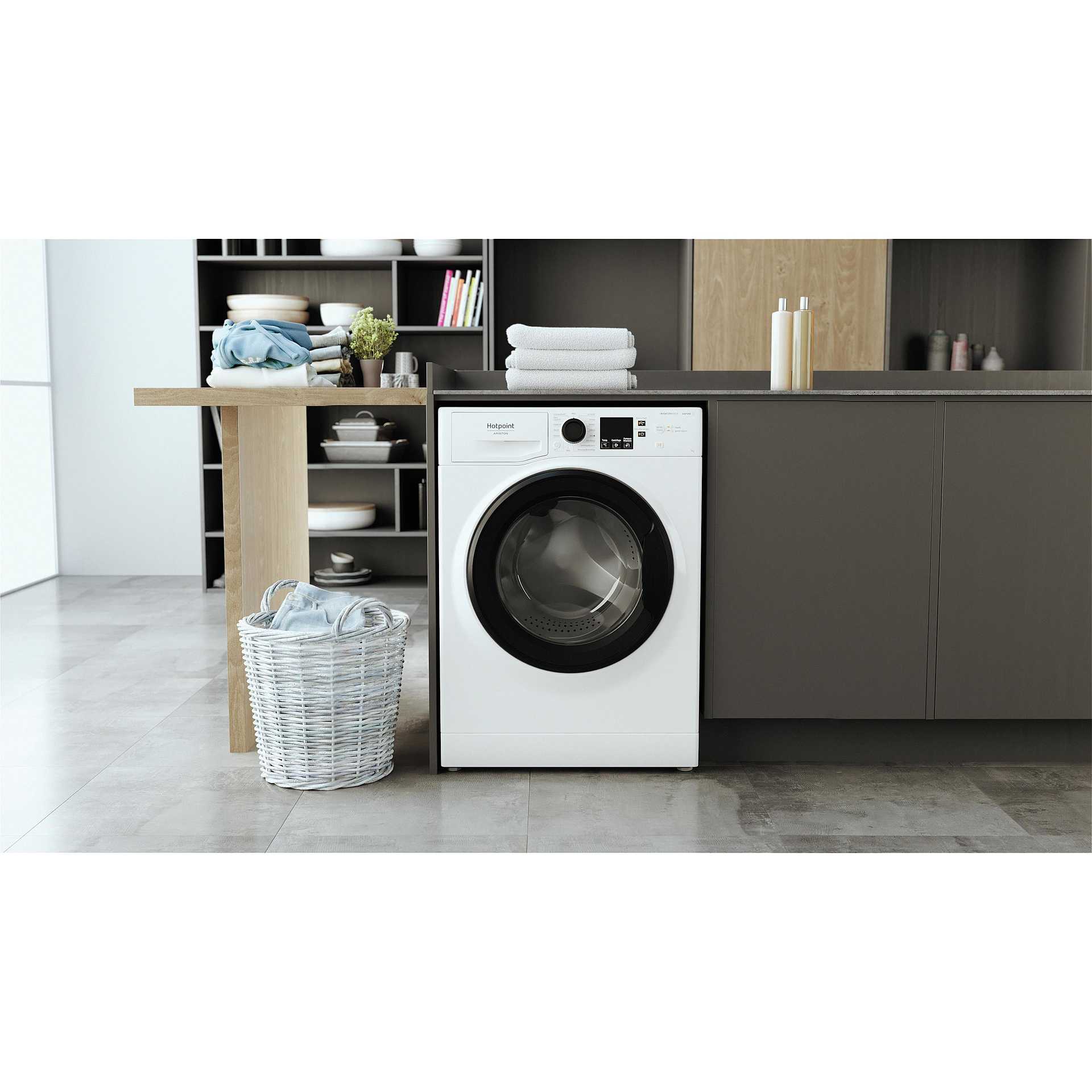 Hotpoint/Ariston NF725WKIT Lavatrice Carica Frontale Capacità 7 Kg 1200 ...