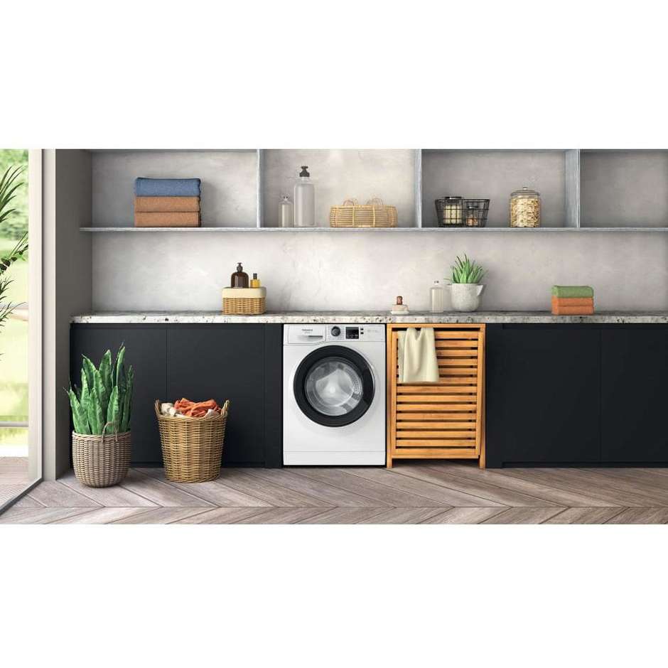 Hotpoint/Ariston NF746WK IT Lavasciuga 7+5 kg 1400 Giri/min Classe A Nero