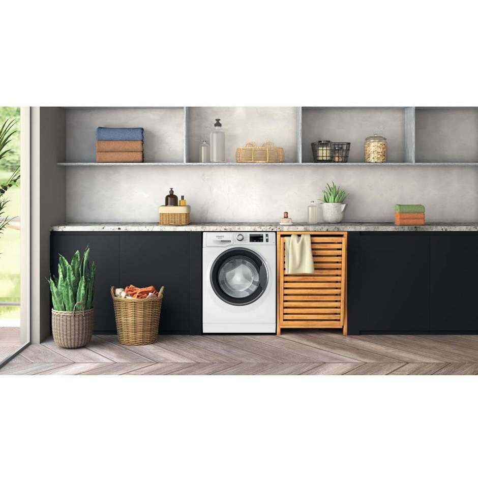 Hotpoint Ariston NR748GWSAIT Lavatrice Carica frontale Capacita 8 Kg 1400 Giri/min Classe A Colore Bianco