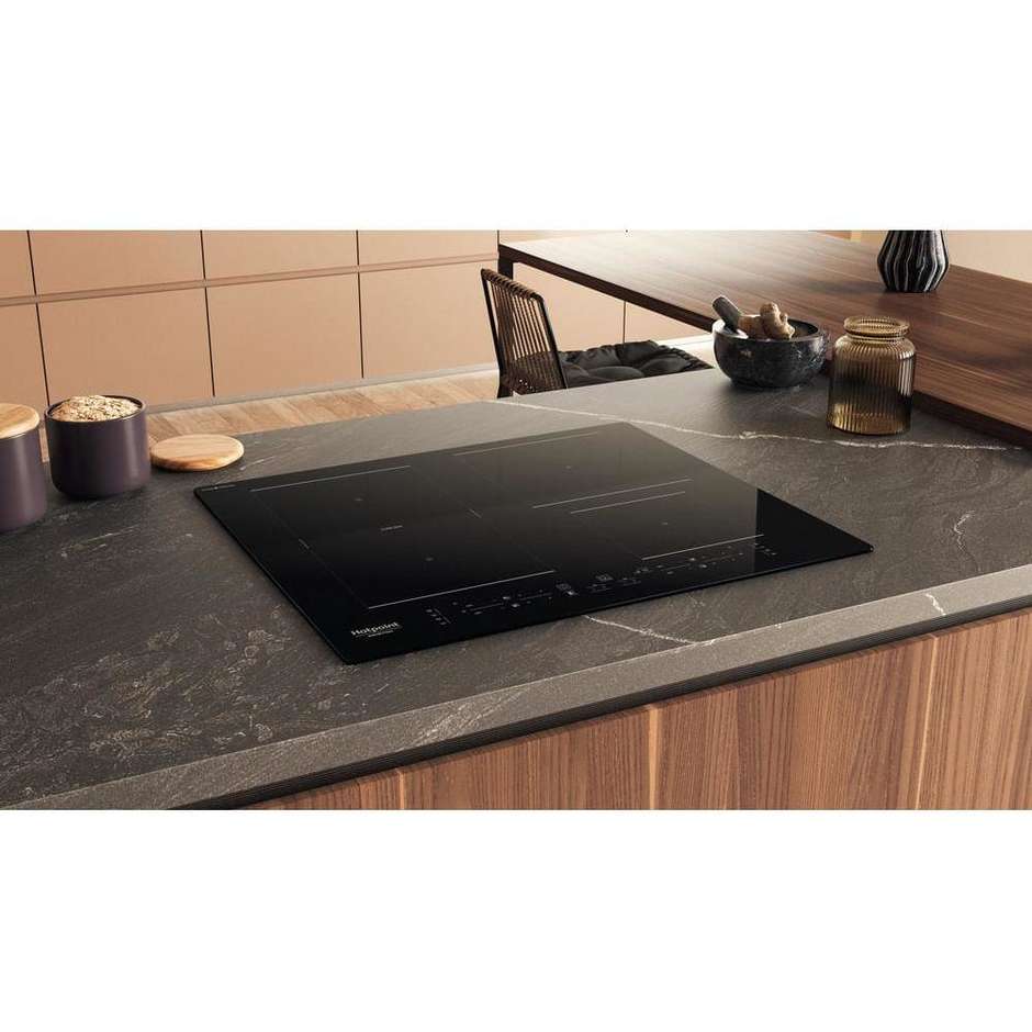 Hotpoint HB 4860C CPNE Piano Cottura a Induzione 60 cm 4 Zone con Trattamento CleanProtect Funzioni MyMenu 7200W Nero