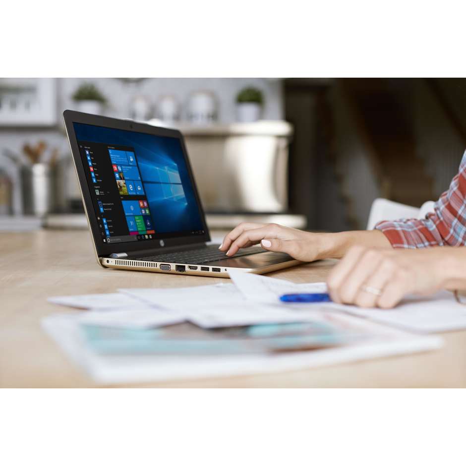 HP 15-BS145NL Notebook 15,6" Intel Core i5-8250U Ram 8 GB SSD 256 GB colore Argento