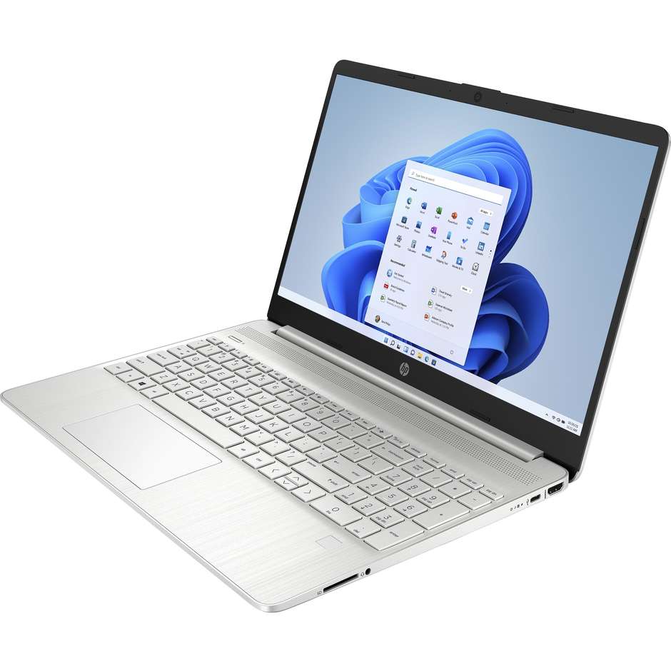 HP Notebook 15.6" Full HD Ram 16 GB Memoria 512 GB Windows 11 Home Colore Argento