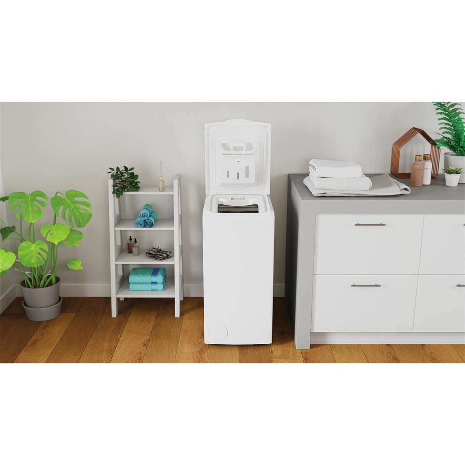 INDESIT BTWL60400I Lavatrice Carica dall'alto 6 kg 951 Giri/min Motore Inverter Classe C