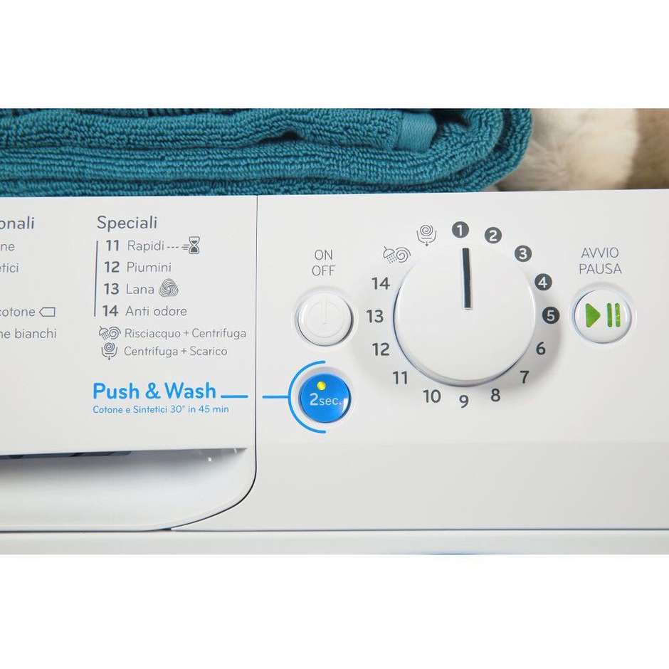 Indesit BWSA 61053 W IT lavatrice snella carica frontale 43 cm 6 Kg 1000 giri classe A+++ bianco