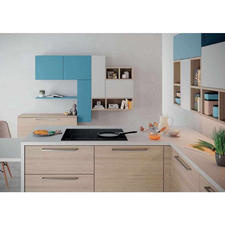 Indesit IB 65B60 NE Piano Cottura a Induzione da Incasso 59 cm 4 Zone Nero