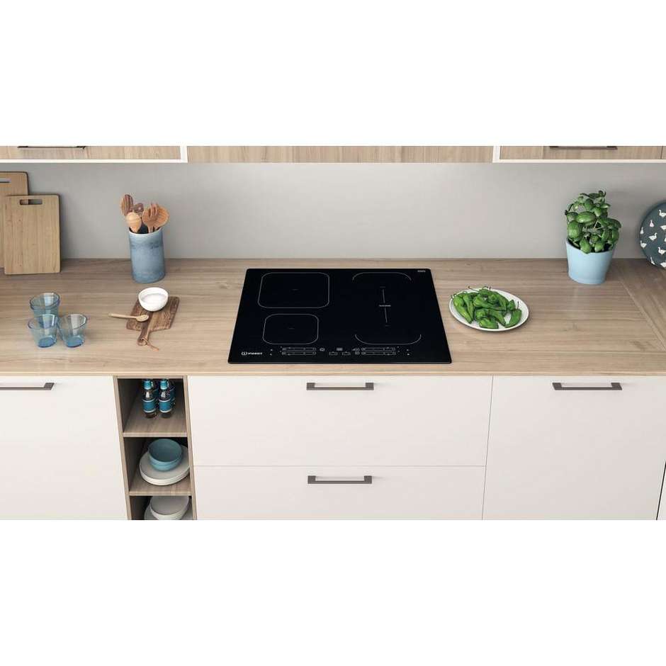 Indesit IB 65B60 NE Piano Cottura a Induzione da Incasso 59 cm 4 Zone Nero