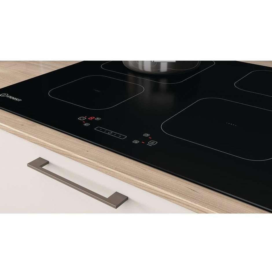 Indesit IS 83Q60 NE Piano Cottura a Induzione 60 cm 4 Zone Touch Control Vetroceramica Nero