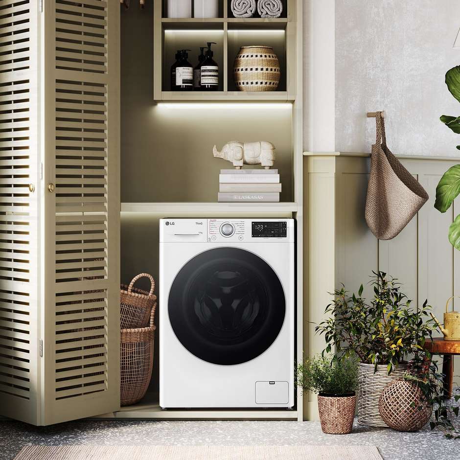 LG F4R9009TPWC lavatrice 9 kg, 1400 giri, TurboWash 360, Wi-Fi, classe A