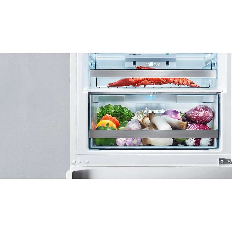 NR-BN31EW1-E Panasonic frigorifero combinato 303 litri classe A+++ Total No Frost bianco