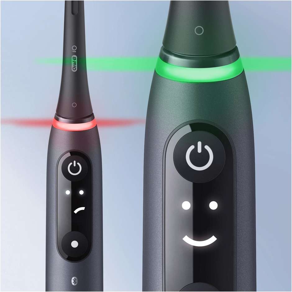 Oral-B iO 7n spazzolino elettrico nero con 5 modalità e display bianco e nero