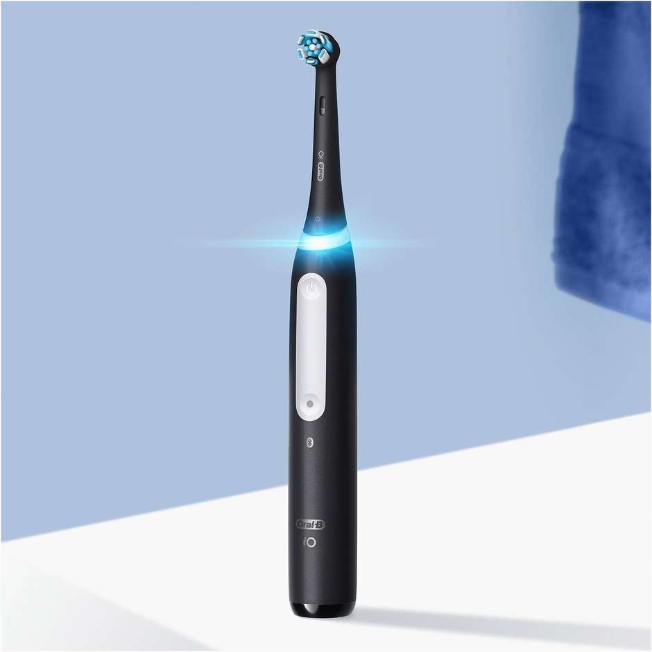 Oral-B iO Series 4 Spazzolino Elettrico Magnetico con Sensore Pressione Smart Nero