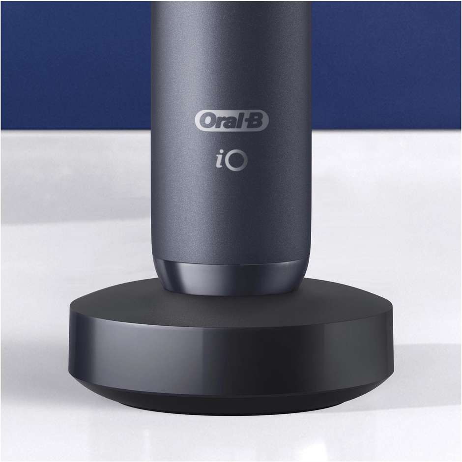 Oral-B iO Series 7 Spazzolino Elettrico Magnetico con Display Interattivo e Custodia Nero