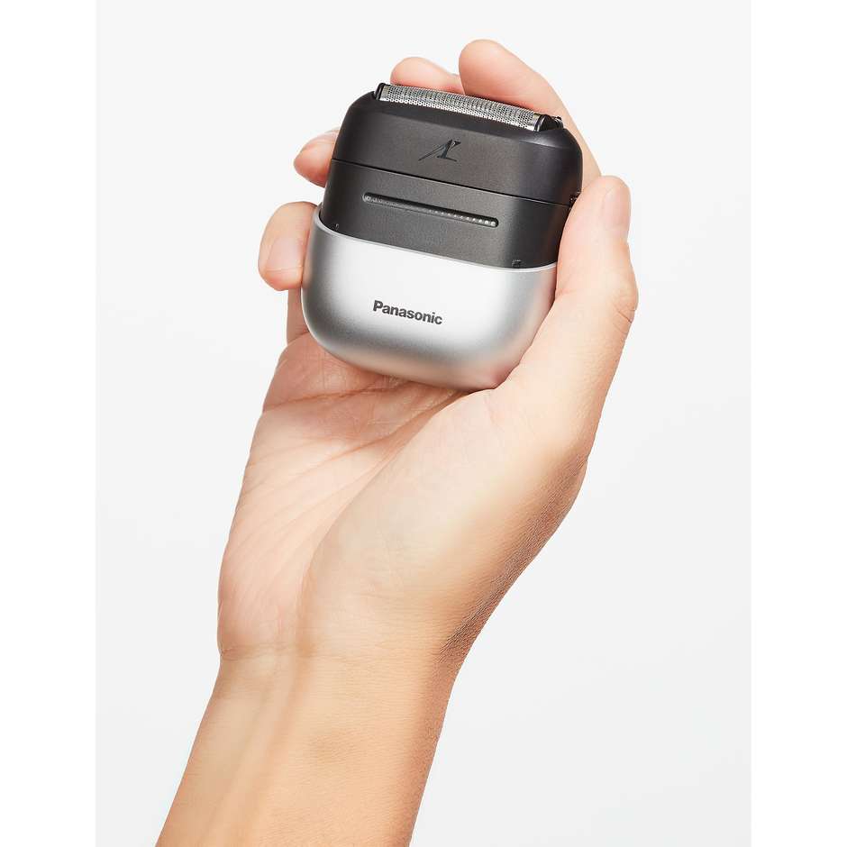 Panasonic ES-CM3BKS503 rasoio compatto a 3 lame Wet & Dry, 45 minuti, 123 g