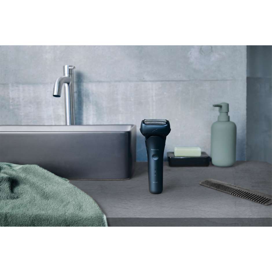 Panasonic ES-LT4B-A803 rasoio Wet & Dry a 3 lame, autonomia 45 minuti