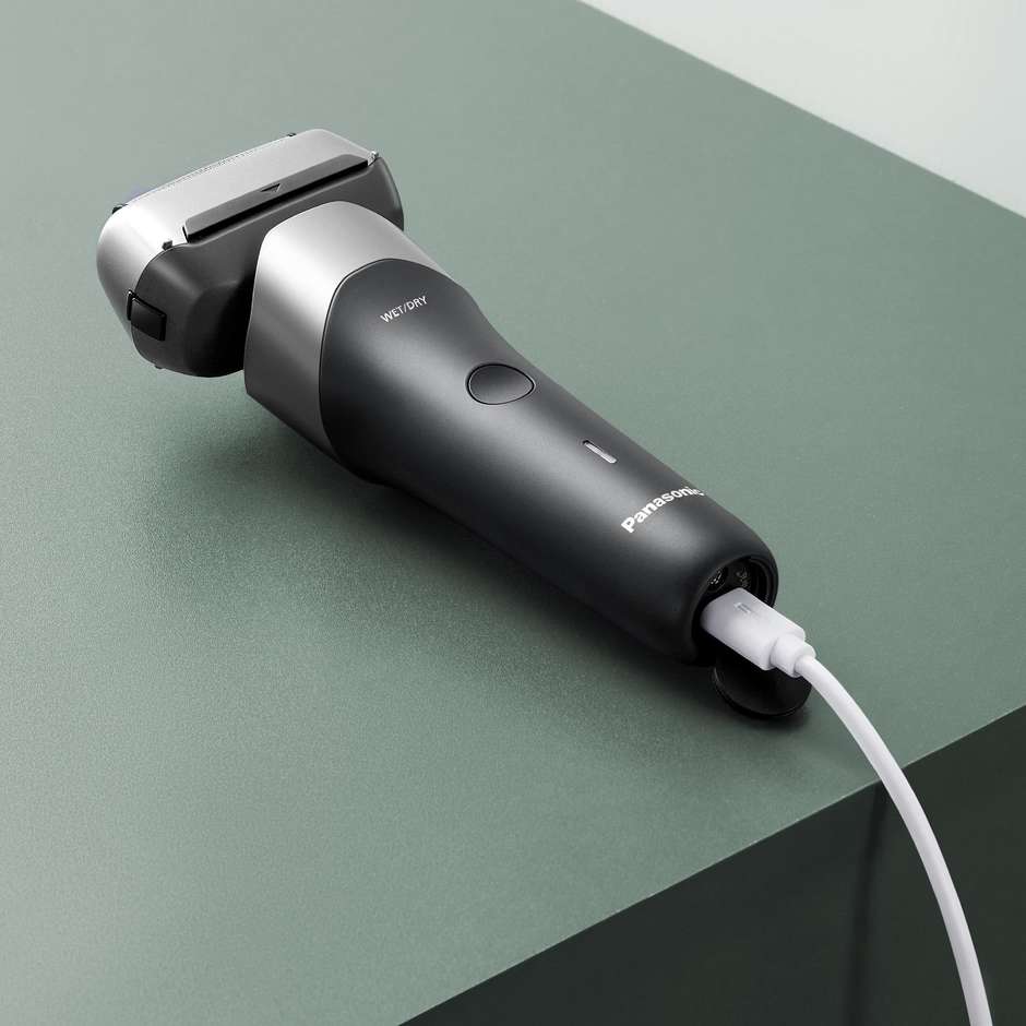 Panasonic ES-RM3FXK503 rasoio Wet & Dry a 3 lame con ricarica USB-C
