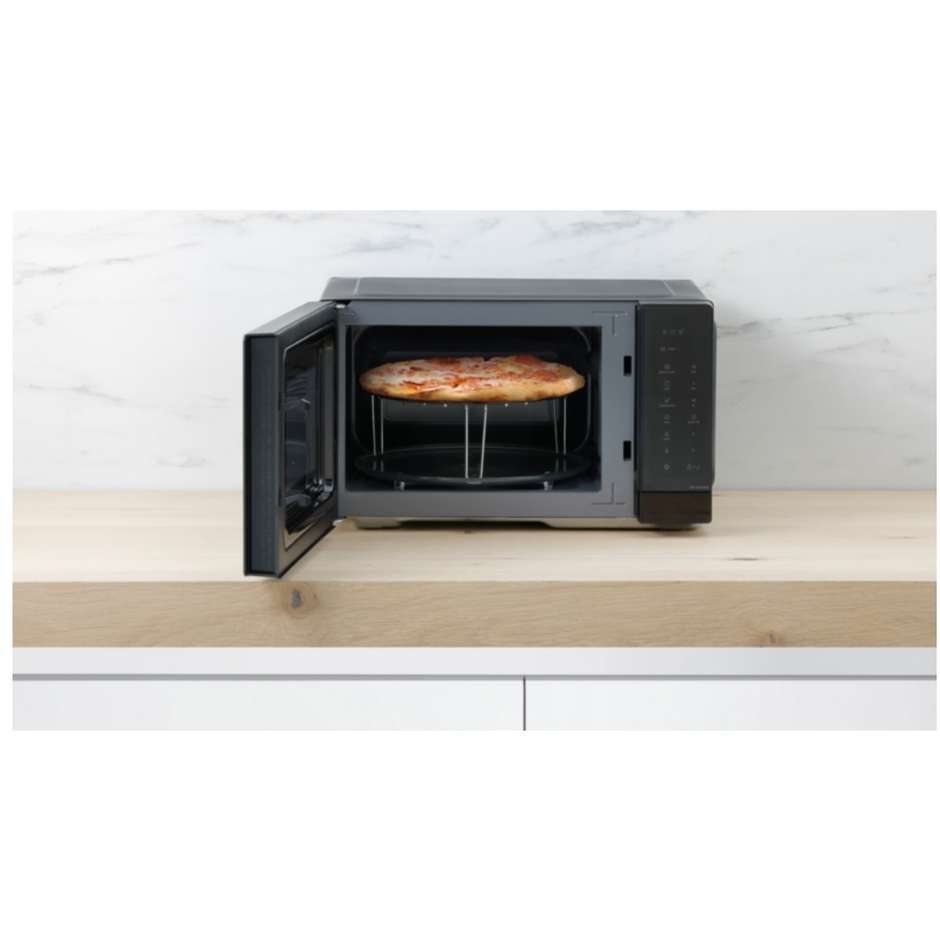 Panasonic NN-K36NBME Forno a Microonde con Grill 20-25 Litri Nero