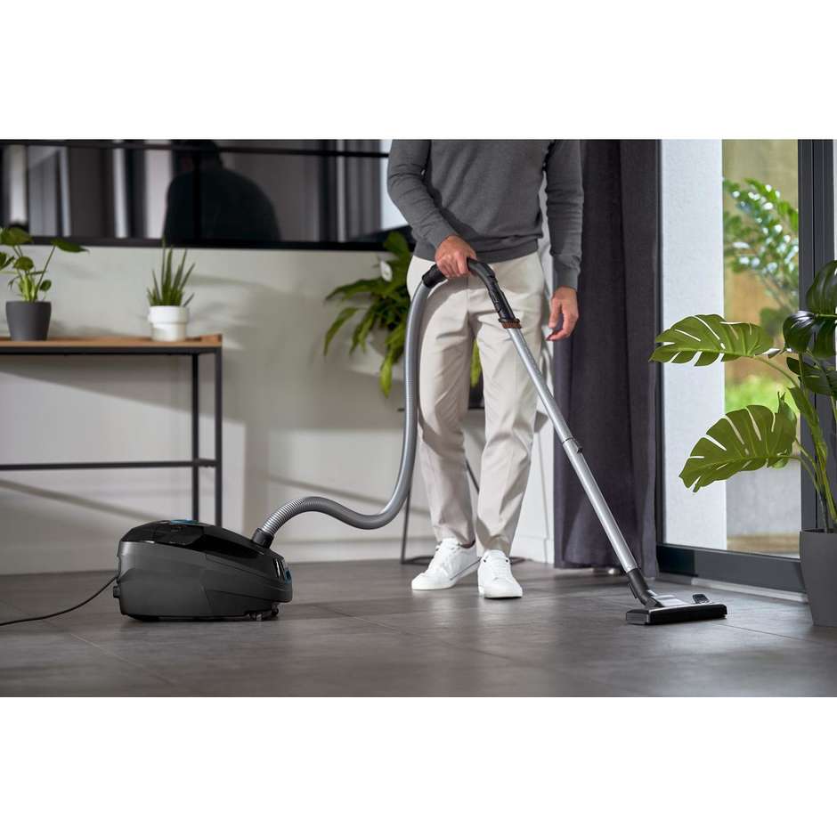 Rowenta Green Force Max RO4931 Aspirapolvere Capacitàa 4,5 L a cilindro Secco Potenza 900 W Sacchetto per la polvere Colore Nero