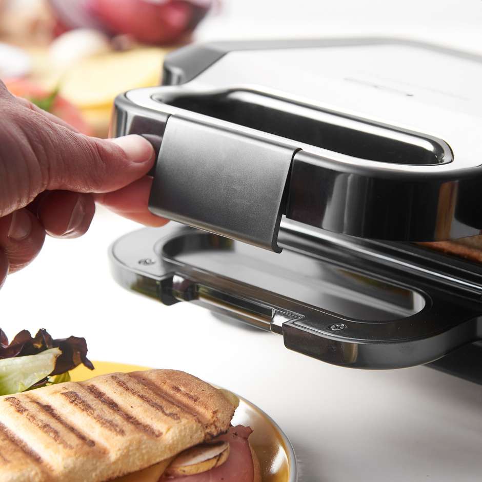 Russell Hobbs 26810-56 Tostiera per Panini e Cialde 750W, Piastre Rimovibili Antiaderenti, Nero e Acciaio Inox