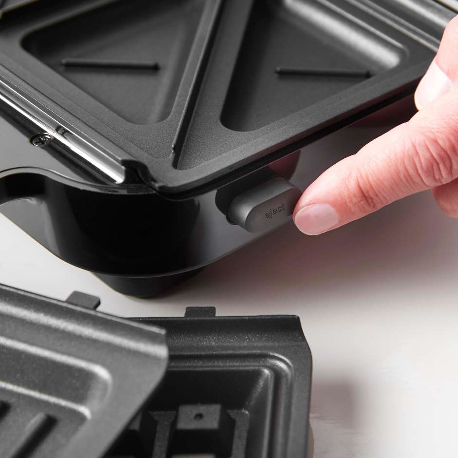 Russell Hobbs Fiesta 26810-56 Sandwich Maker Tostiera a Triangoli Piastre Antiaderenti 750 W Nero