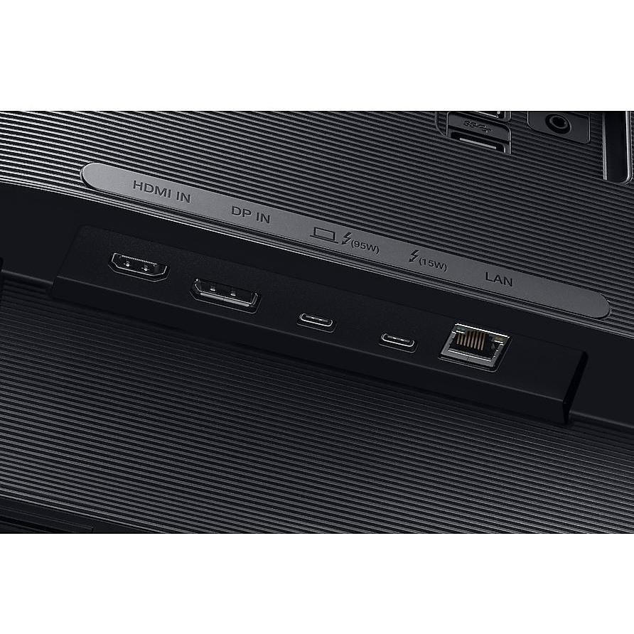 Samsung LF32TU870VUXEN Monitor PC LED 31.5'' 4K Ultra HD Luminosità 250 cd/m² Classe B colore nero