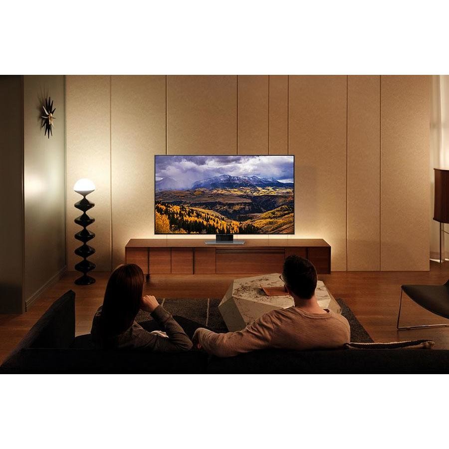 Samsung QE50Q80CAT TV LED 50" 4K Ultra HD Smart TV Wi-Fi Classe G colore cornice nero