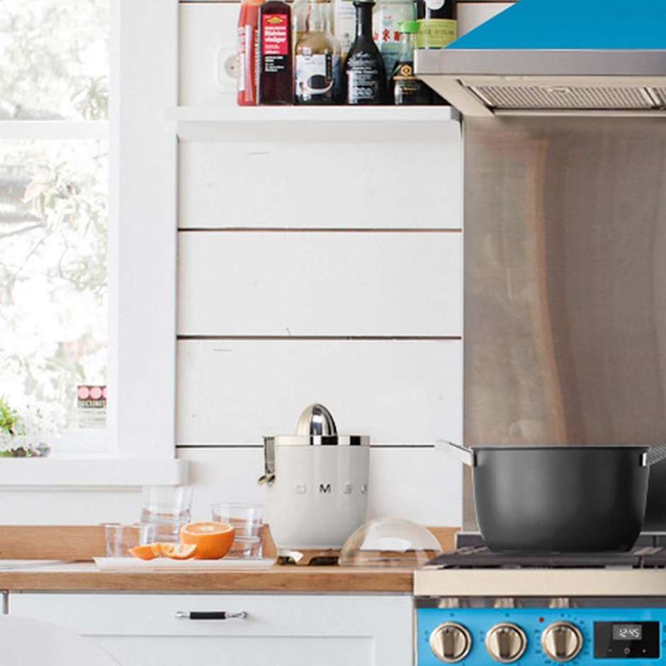 Smeg CJF11WHEU Spremiagrumi per Cucina e Pasticceria Inox