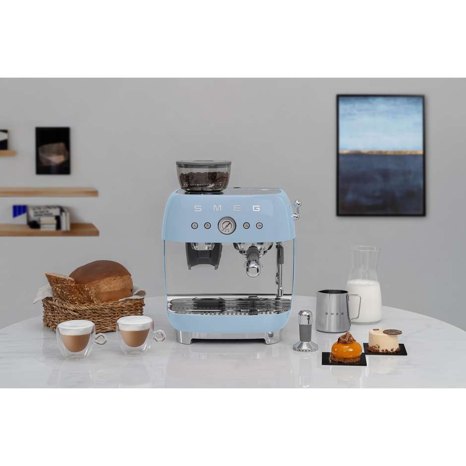 Smeg EGF03PBEU Macchina da Caffè Espresso Manuale con Macinacaffè Integrato Serbatoio da 1 Lt Potenza 1350 W Colore Azzurro