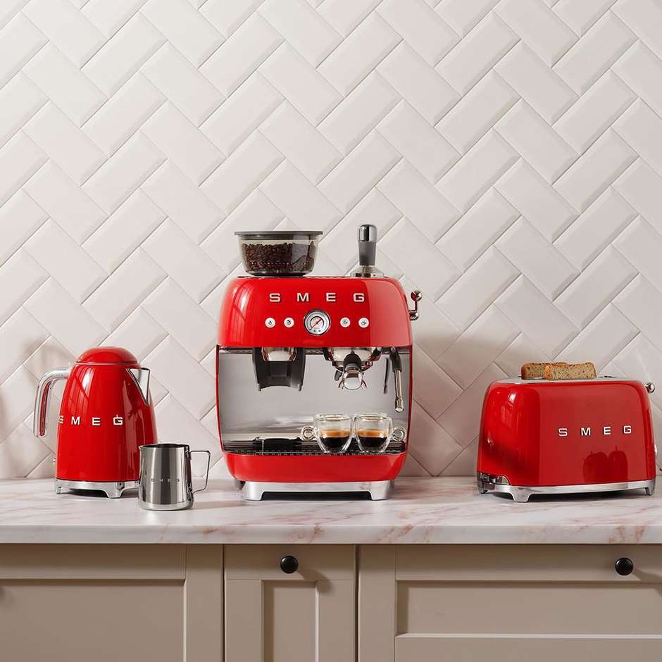 Smeg EGF03RDEU Macchina da Caffè Espresso Manuale con Macinacaffè Integrato Serbatoio da 1 Lt Potenza 1350 W Colore Rosso