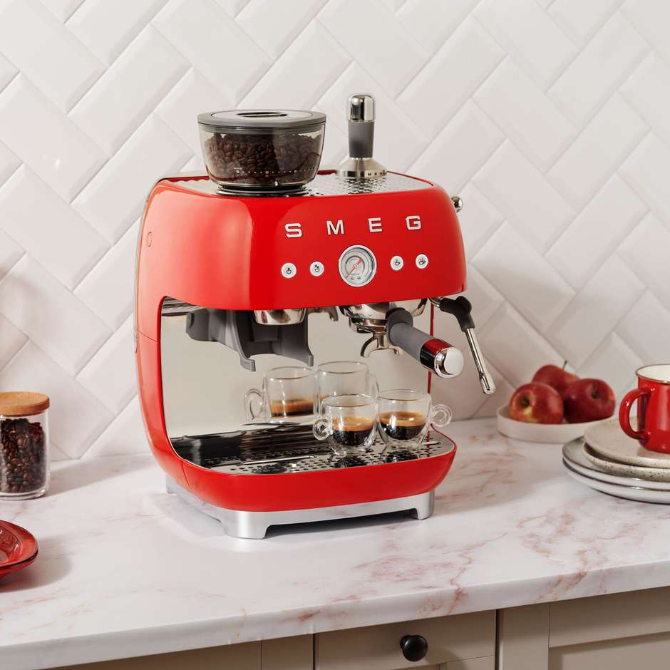 Smeg EGF03RDEU Macchina da Caffè Espresso Manuale con Macinacaffè Integrato Serbatoio da 1 Lt Potenza 1350 W Colore Rosso