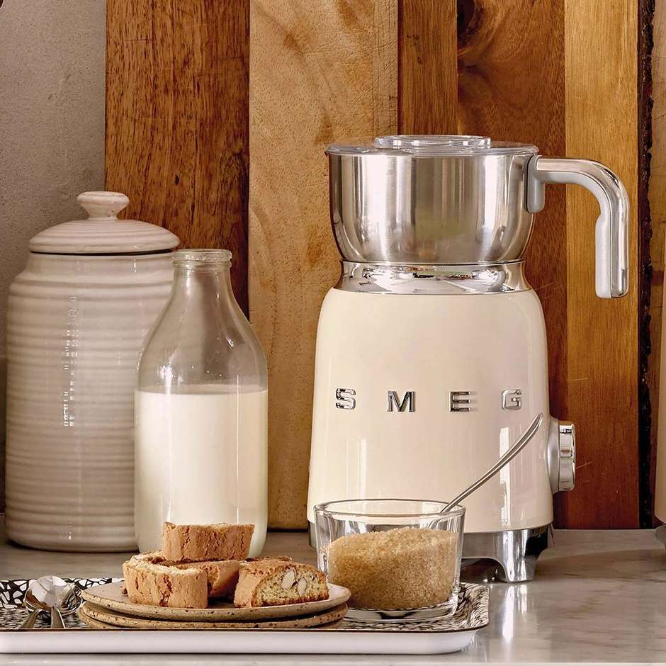 Smeg MFF11CREU Montalatte Multifunzione con Sistema ad Induzione Potenza 500 W Colore Crema