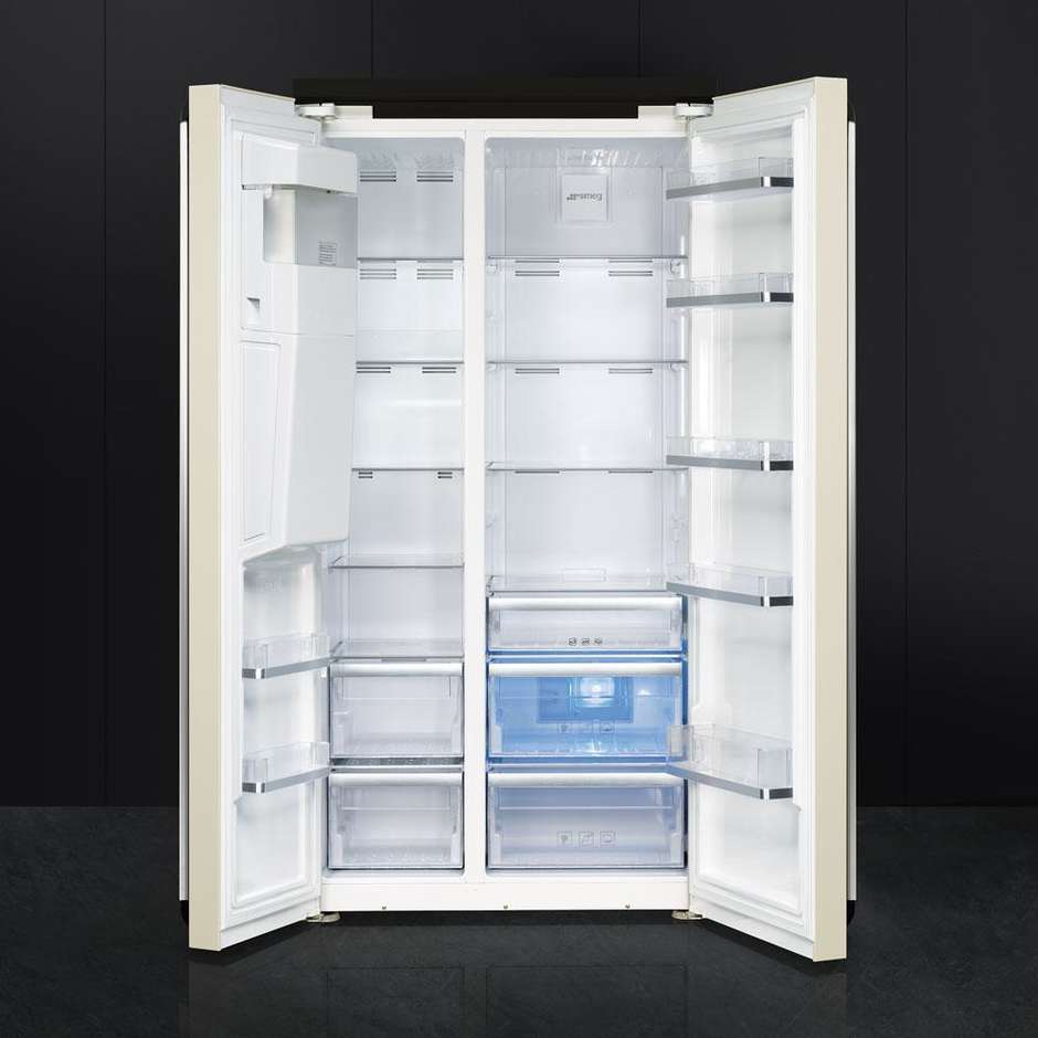 Smeg SBS963P frigorifero side by side 528 litri classe A+ Ventilato/No Frost colore panna