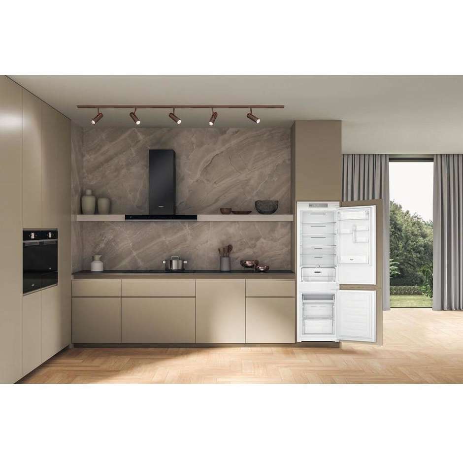 WHIRLPOOL WHC18 T514 Frigorifero Combinato da Incasso 250 L Aria Circolante Dinamica Classe C 32 dB