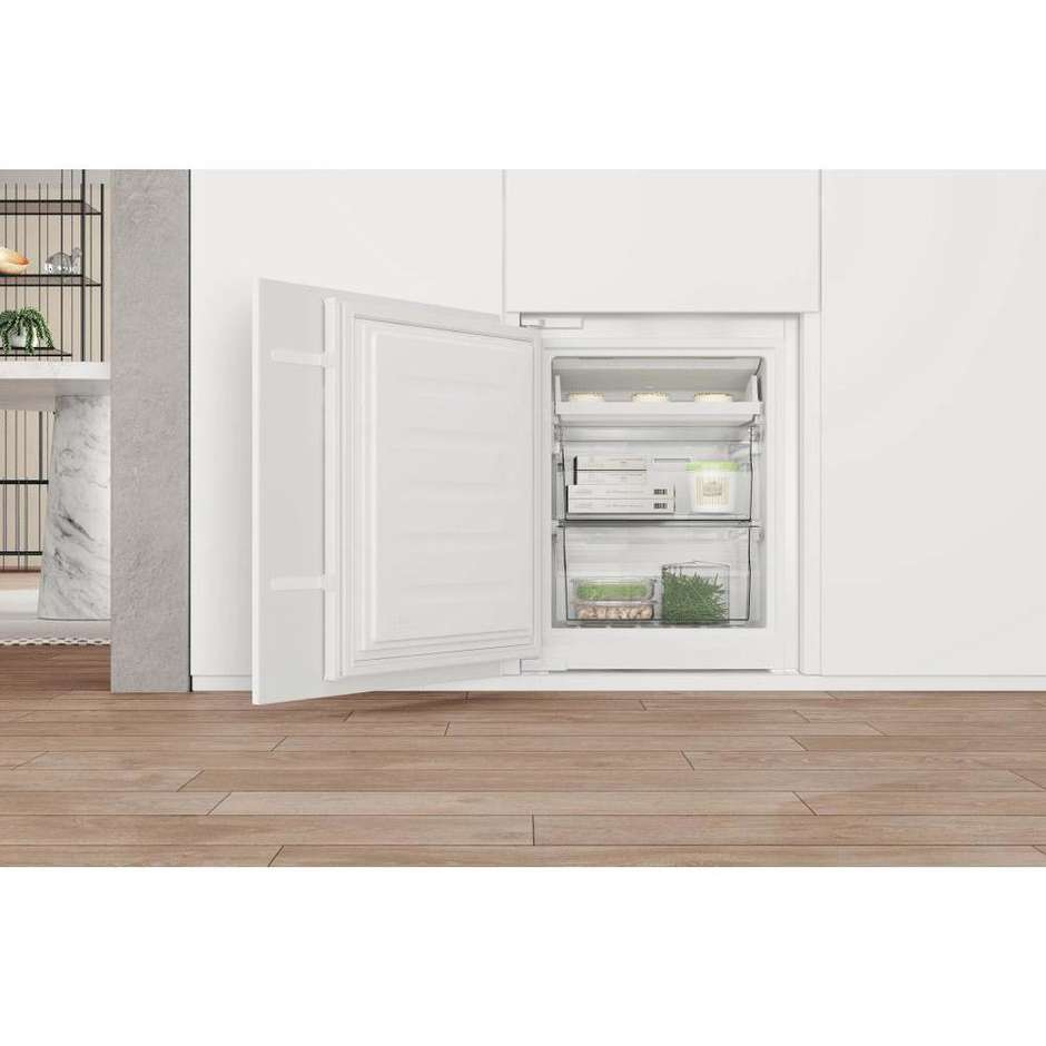 Whirlpool WHC18T332 Frigorifero Combinato da incasso Capacità 250 Lt Classe E No Frost Colore Bianco