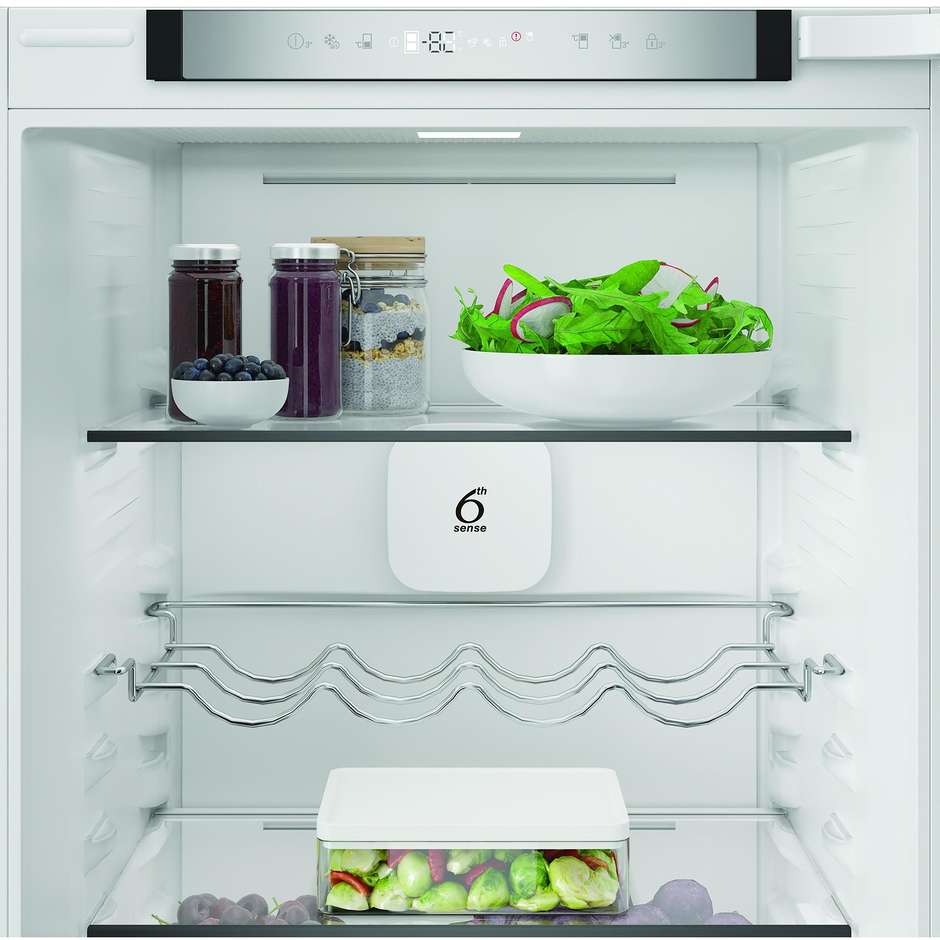 Whirlpool WHK2 5294 B6E Frigorifero combinato incasso 270L No Frost